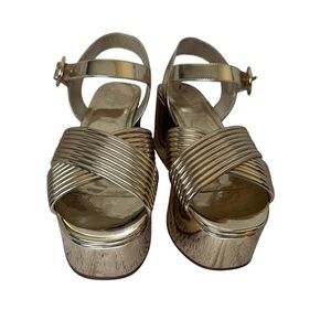 Tory Burch Bombe Cross Strap Platform Size 8 1/2